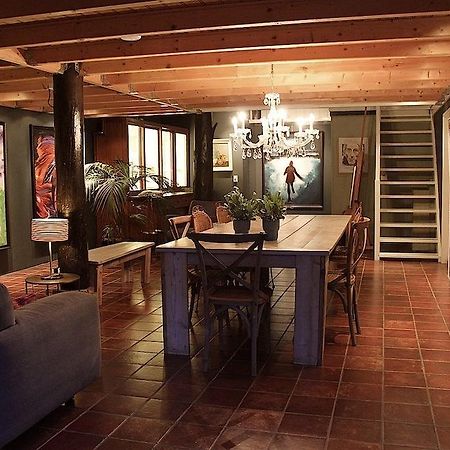 De Galeriet Giethoorn Bed & Breakfast Bagian luar foto